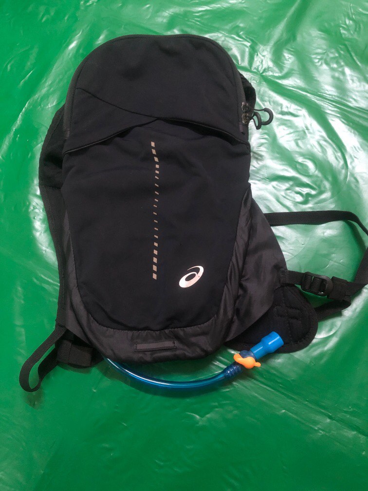 Asics running backpack 5l review hot sale