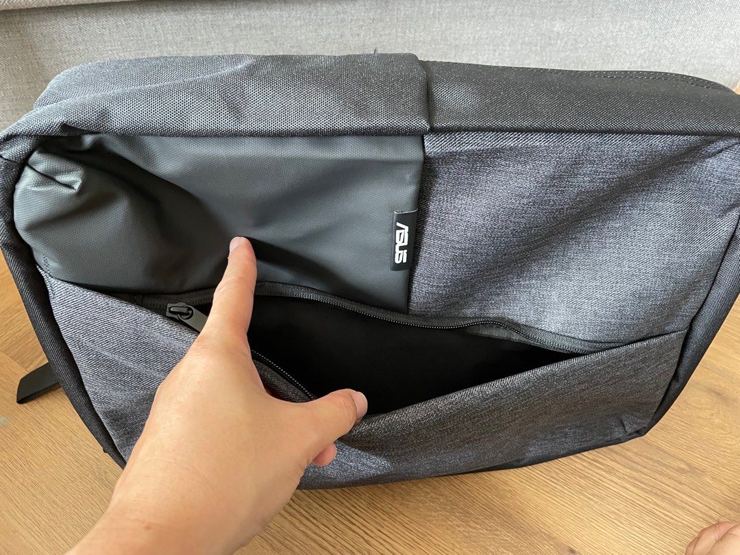 Low profile laptop bag cheap
