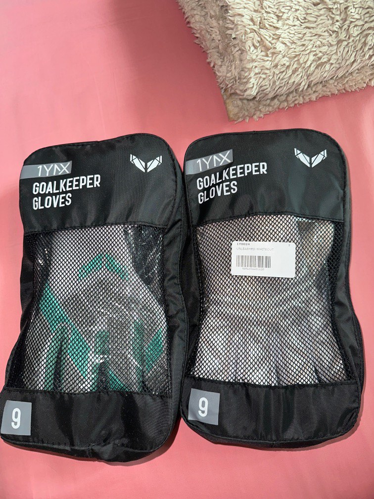 Authentic 1YNX LYNX goalkeeper gloves 2 pairs IMPACT UNLEASHED
