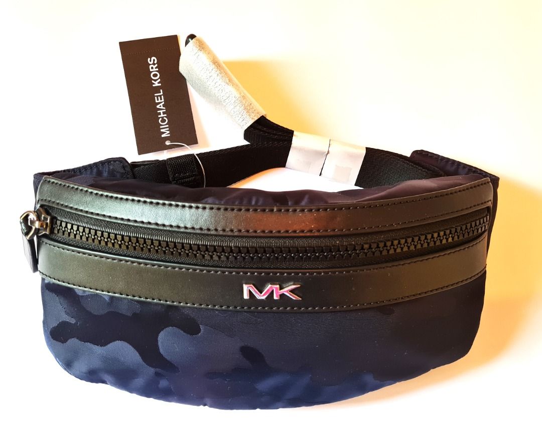 Authentic Michael Kors Kent style Hip / Belt/ Bum Bag in Indigo., Men's