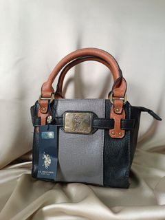 (Category: ) located in . Submitted by Atan.Thrift (Listing ID 1216910838, Image 1). Description: .