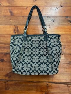 Bag coach monogram