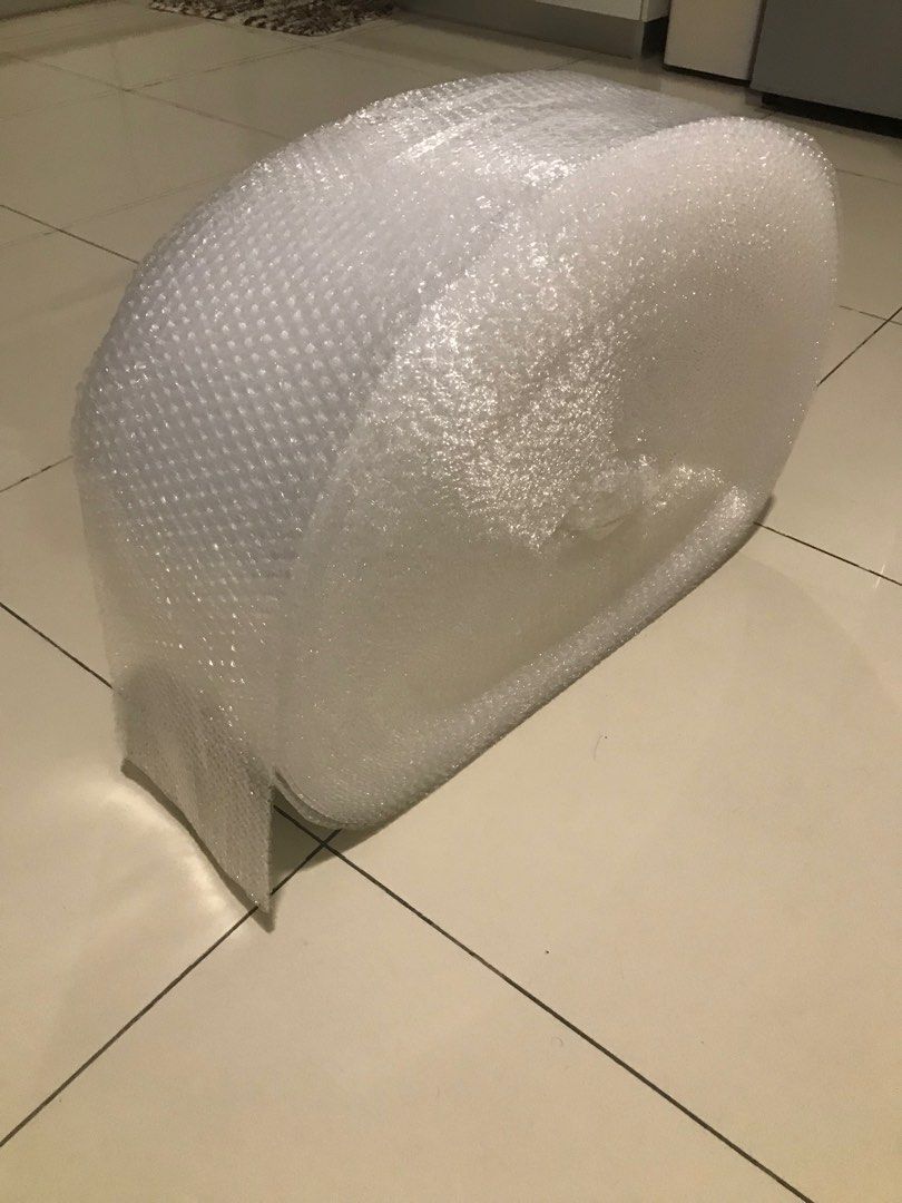 Giant roll deals of bubble wrap