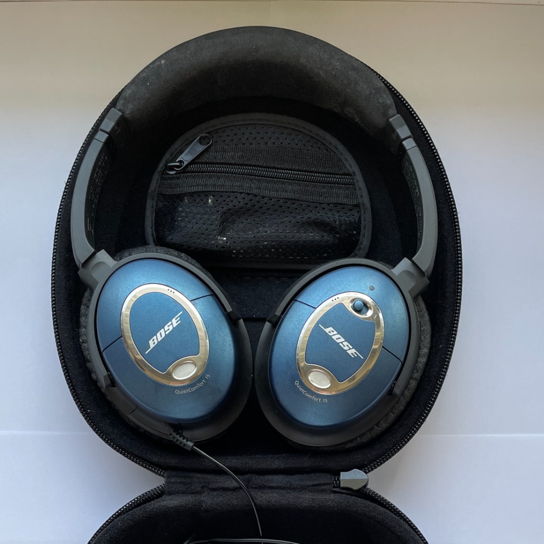 Bose Quiet Comfort 15 Limited Edition on Carousell