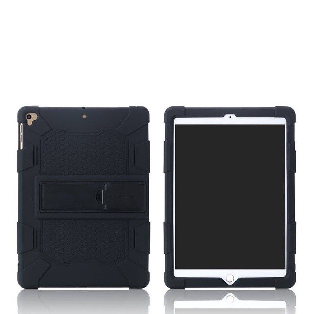iPad 5th / 6th Gen 9.7 Case, Mobile Phones & Gadgets, Mobile & Gadget  Accessories, Cases & Sleeves on Carousell