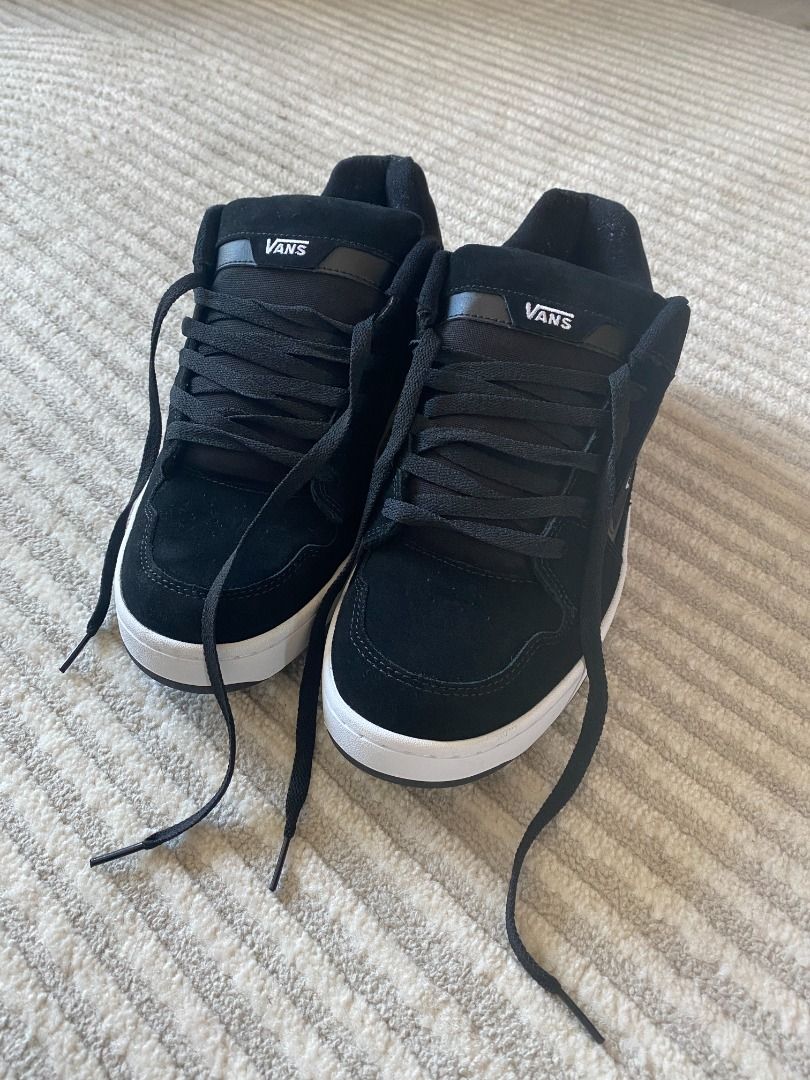 Vans docket size 13 online