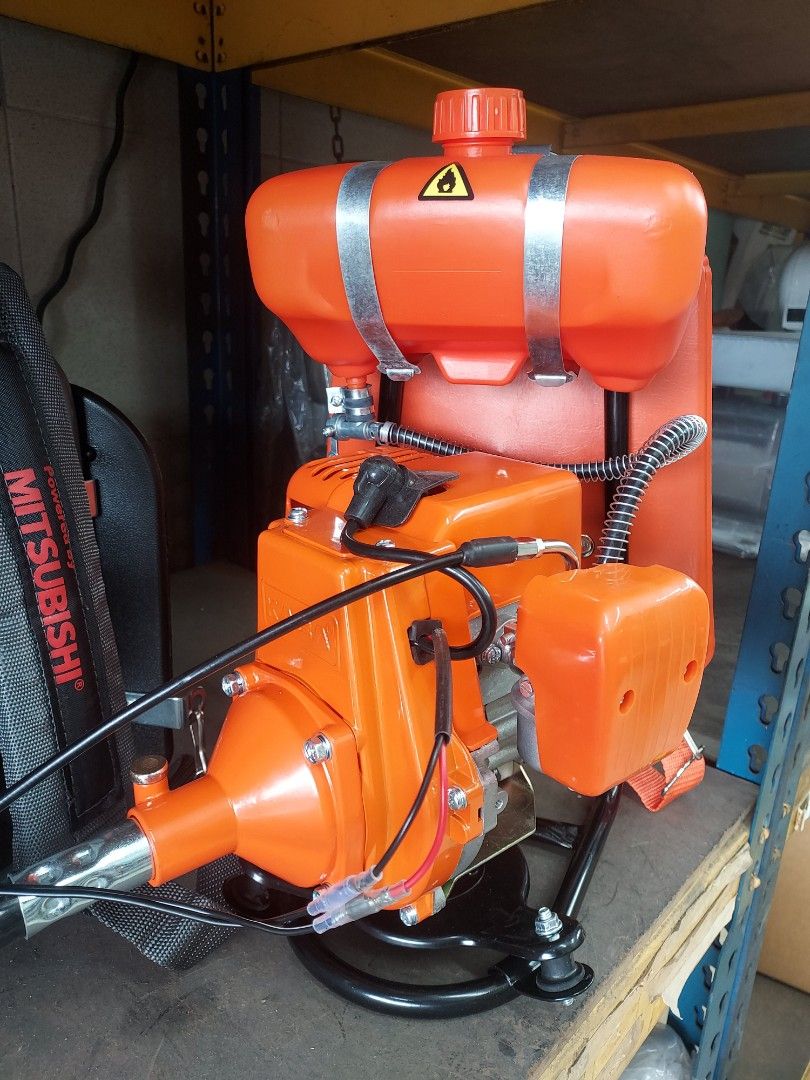 Brush cutter grass trimmer mesin rumput, Furniture & Home Living