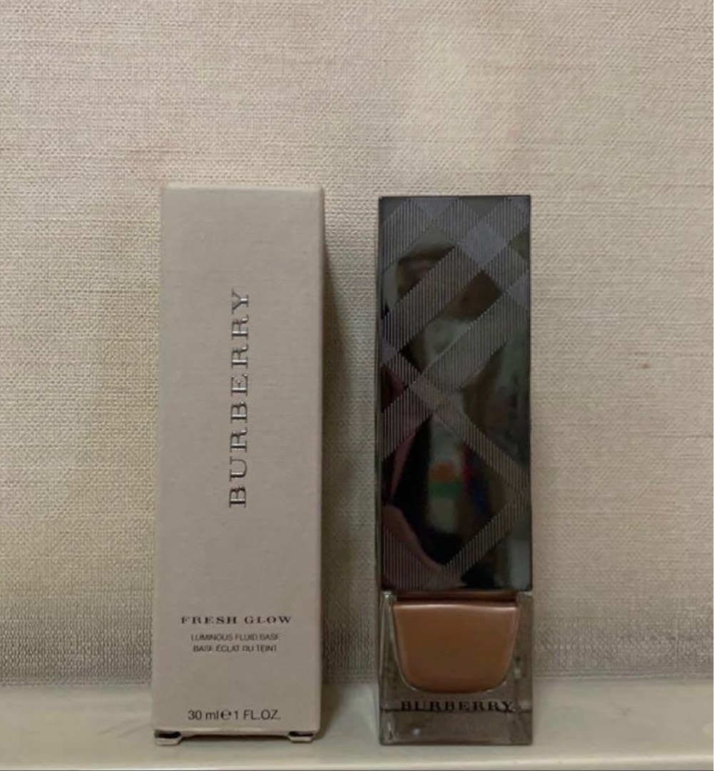 Burberry original fresh glow base foundation on Carousell