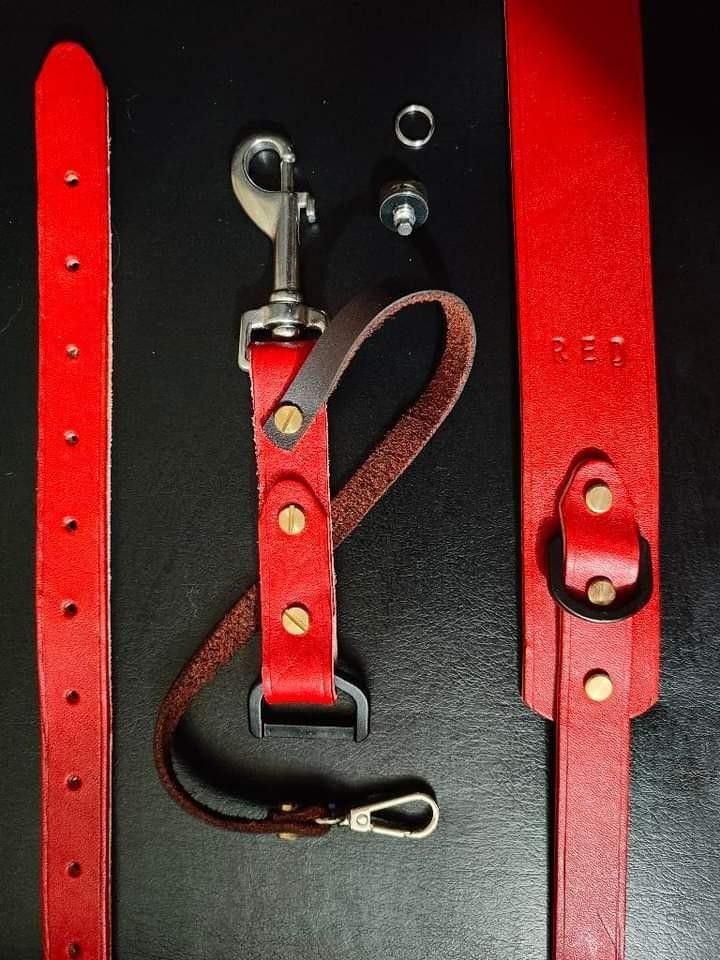 Camera Leather Strap (Category: Camera Bags & Carriers) located in Quezon City. Submitted by la.petite.sirene (Listing ID 1216942377, Image 3). Description: For sale: Leather Camera Strap Available colors: 🤎 Brown 🖤 Black 🧡 Tan ♥️ Red ✅ Handmade ✅ Classic look ✅ 100% leather ✅ Solid brass buckle ✅ Solid brass screws ✅ Solid brass d ring ✅ Ykk d ring plastic ✅ Stainless steel snap hook *Customize tags by request*.
