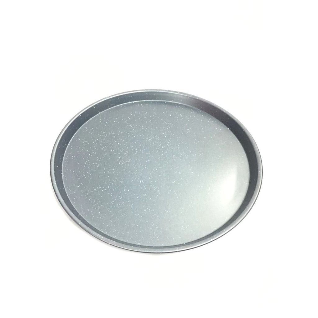 Carbon Steel Bakeware Pizza Pan (Category: Bakeware) located in Quezon City. Submitted by trustrade86136 (Listing ID 1216900236, Image 3). Description: 100% brand new and high quality. Made from Heavy Gauge Carbon Steel, good thermal conductivity, high temperature resistant, strong and durable . With non-stick surface treatment, heat absorption capacity is good - Ideal for Pizza. - Carbon steel - Non-stick - Easy to Clean - 12 inches.