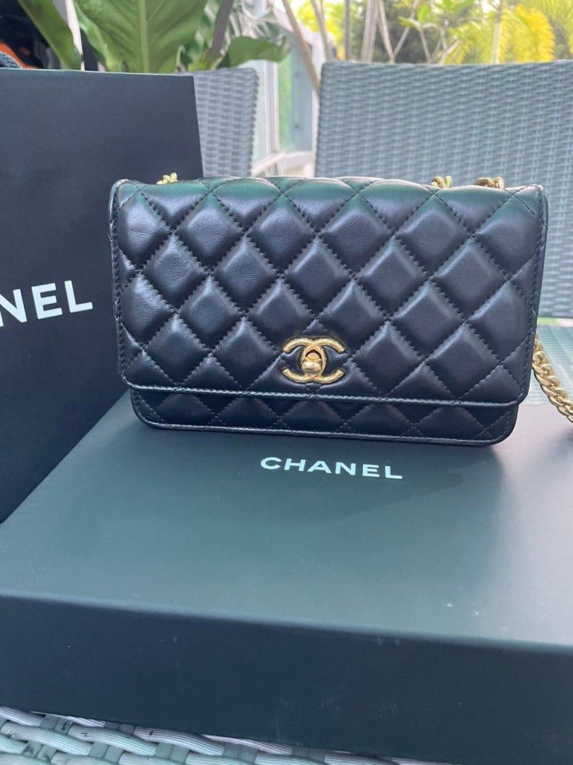 Chanel Wallet on Chain Lambskin Black Adjustable Luxury Bags