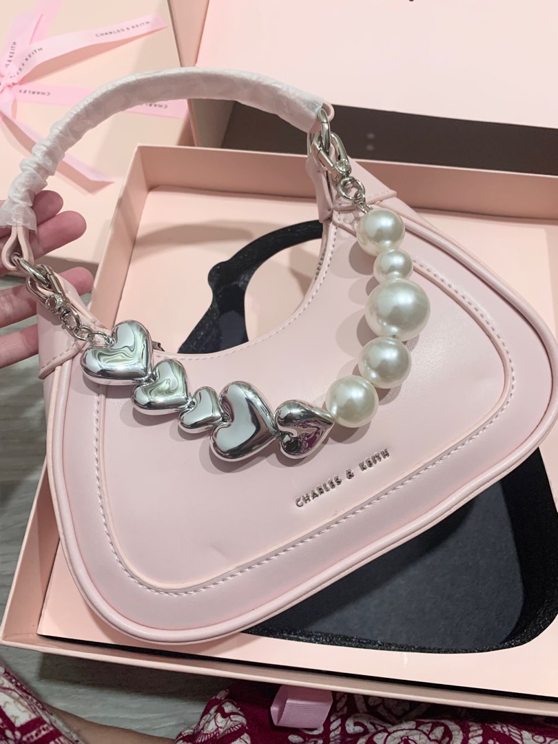 Charles and keith love bag clearance