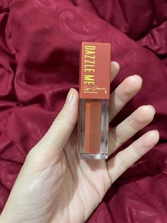 DAZZLE ME MOUSSE LIP CREAM WARNA RELEASE ME