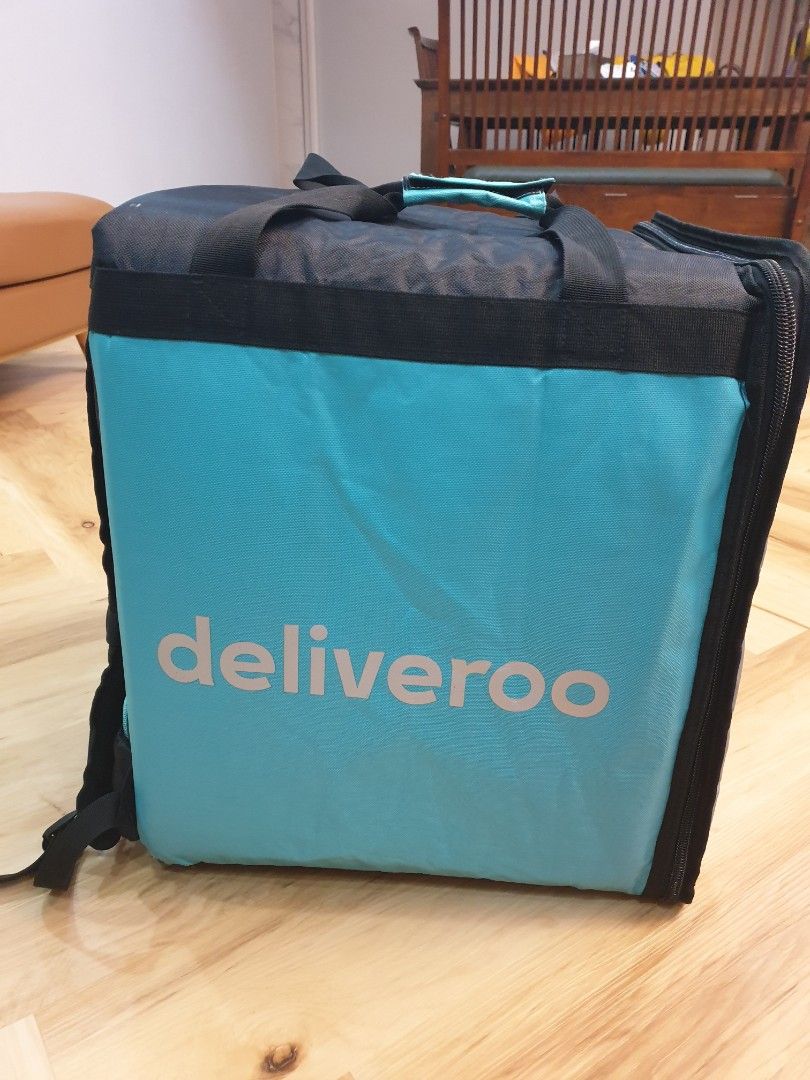 Deliveroo Thermal Bag, Food & Drinks, Other Food & Drinks on Carousell