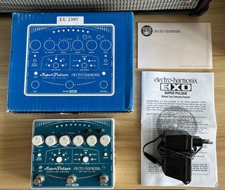 Electro-Harmonix EHX Super Pulsa Tremolo Pedal
