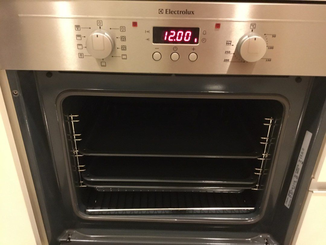 Electrolux builtin oven, TV & Home Appliances, Kitchen Appliances