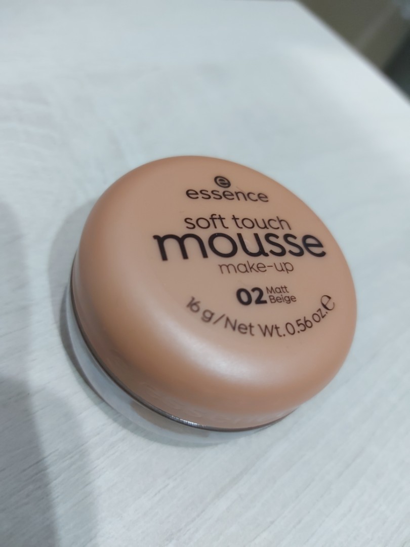 Maquillaje en Mousse - Soft Touch - 02 Matt Beige - Essence