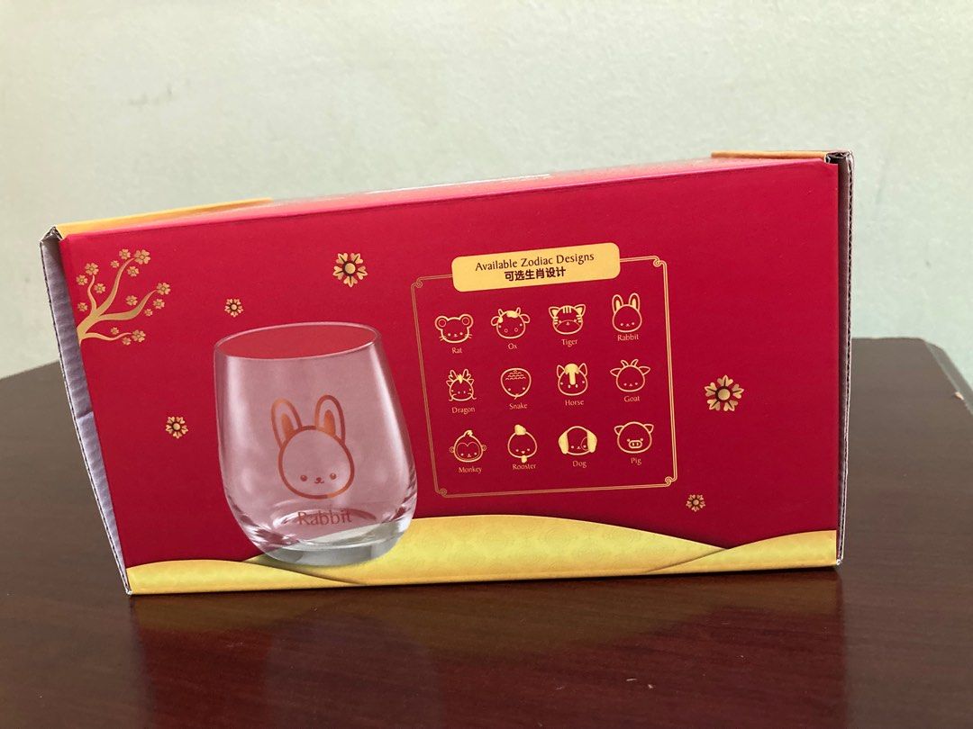 Eu Yan Sang Goji Berry Snow Fungus Bird Nest with Zodiac Rabbit Glass