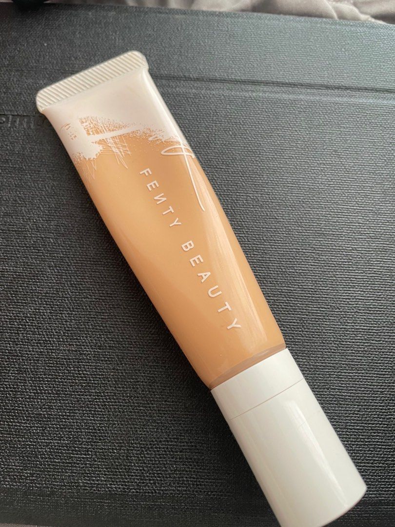 Fenty beauty foundation 220 on sale