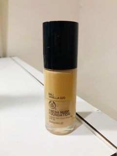 Fresh nude foundation The Body Shop-bali vanilla 020 spf15