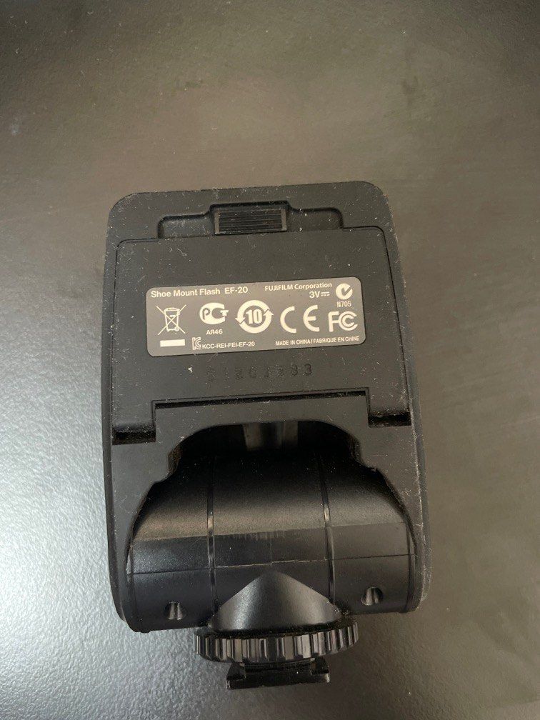 Fujifilm EF20 flash, Photography, Photography Accessories, Flashes on