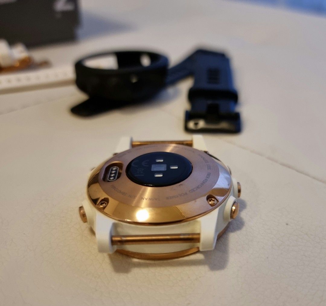 Garmin fenix 5 sales plus white rose gold