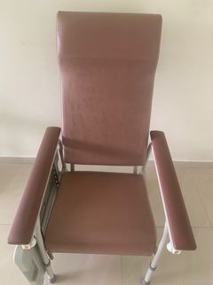 (Category: ) located in . Submitted by 590726 (Listing ID 1216856686, Image 1). Description: .