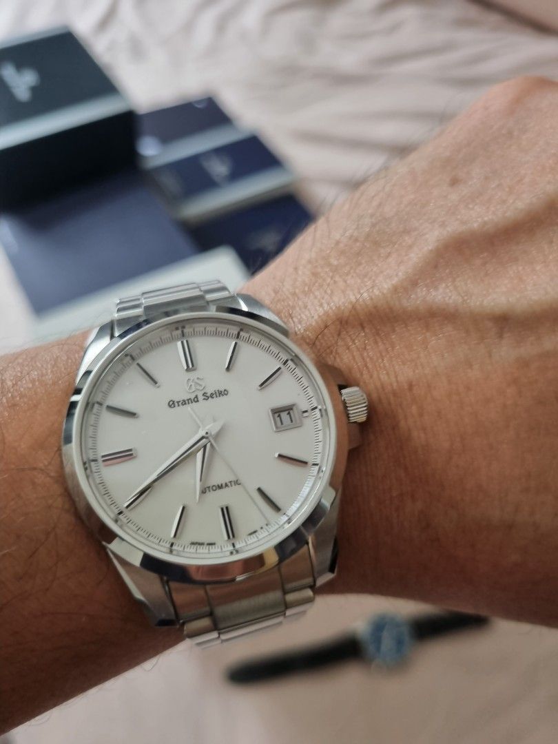 Grand seiko Sbgr255 beautiful white dial