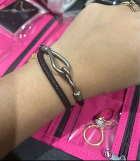 (Category: ) located in . Submitted by sillybella (Listing ID 1216992676, Image 1). Description: .