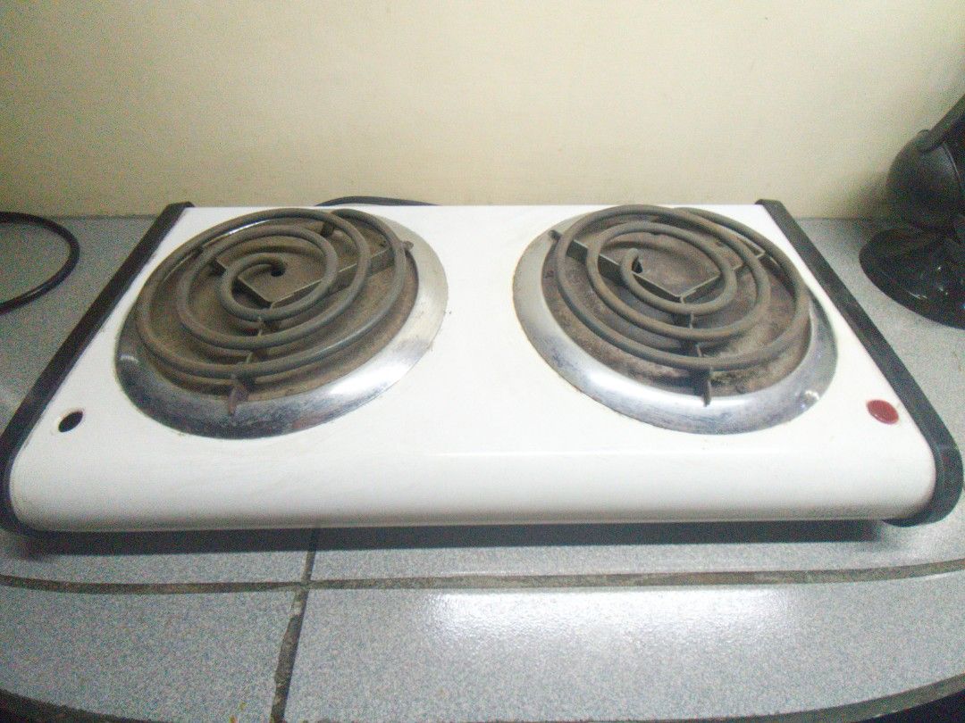 Home Essentials brand electric stove 110 volts, TV & Home Appliances, Kitchen Appliances