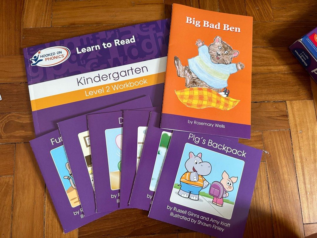Hooked on Phonics Levels 3 & 4, Hobbies & Toys, Books & Magazines