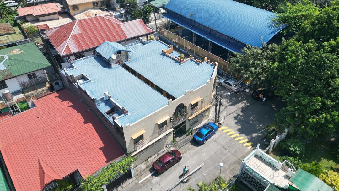 Generating 2 Storey 18 Rooms Apartment for Sale located at