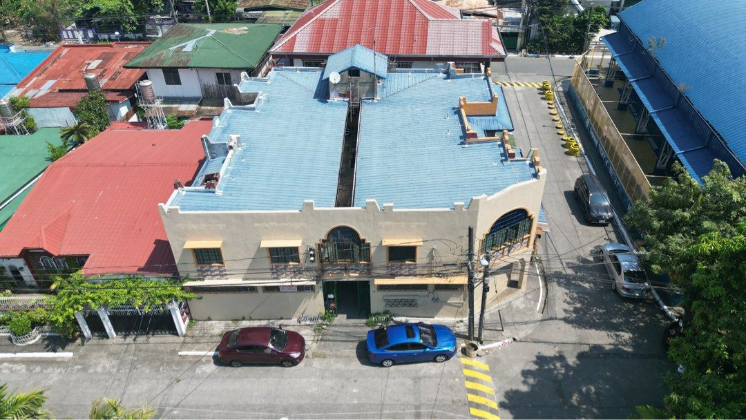 Generating 2 Storey 18 Rooms Apartment for Sale located at