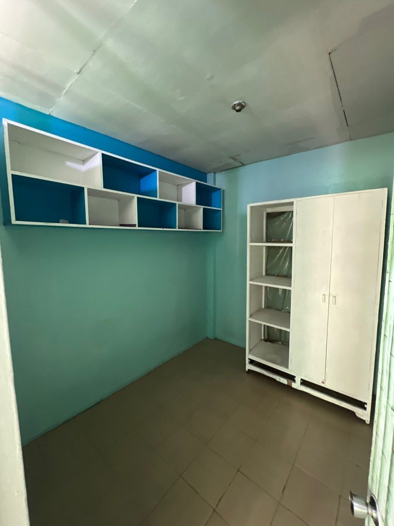 Generating 2 Storey 18 Rooms Apartment for Sale located at