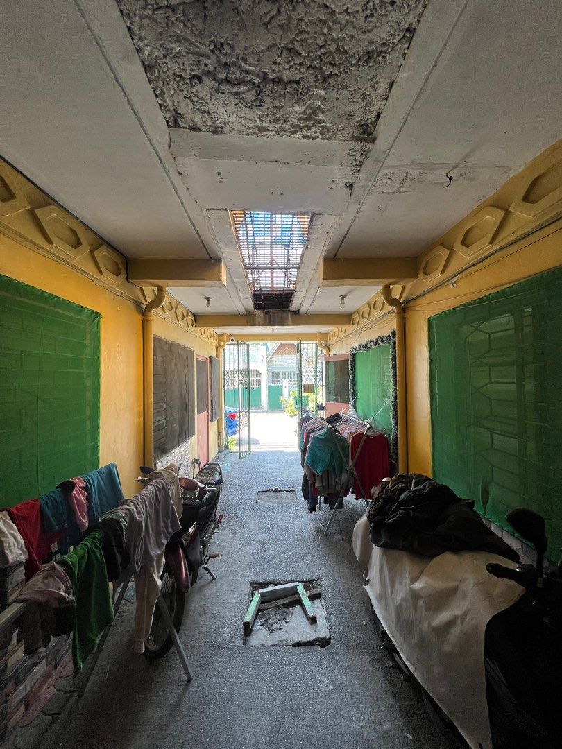 Generating 2 Storey 18 Rooms Apartment for Sale located at