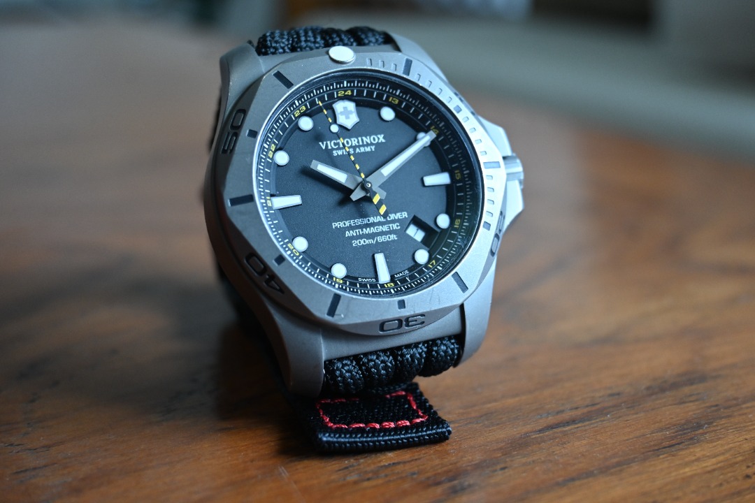 Victorinox inox clearance professional diver titanium