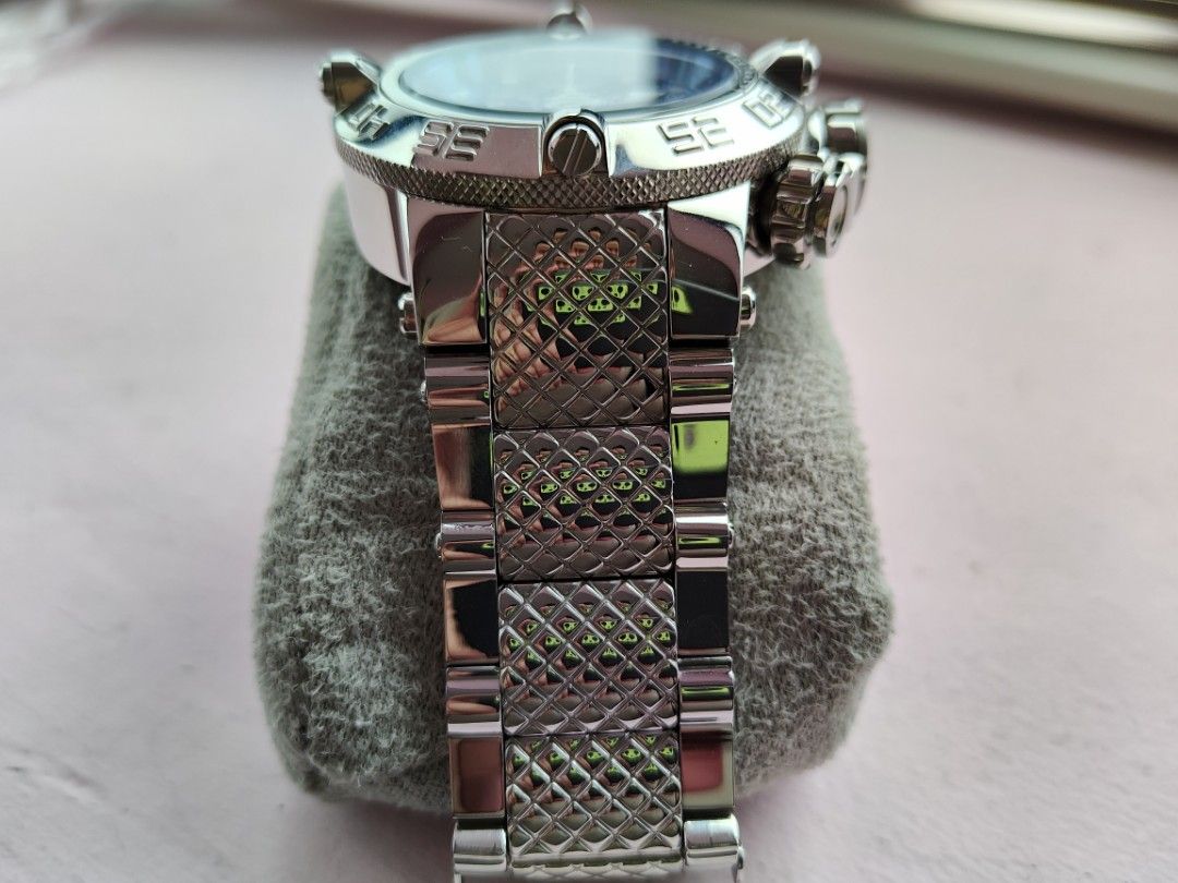 Invicta 32972 online