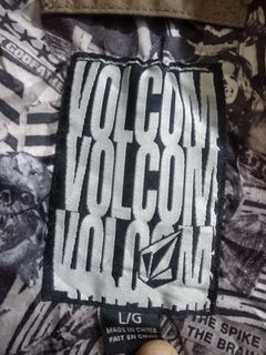 Jaket volcom
