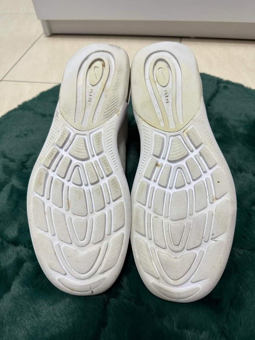 tapak kasut nike air max