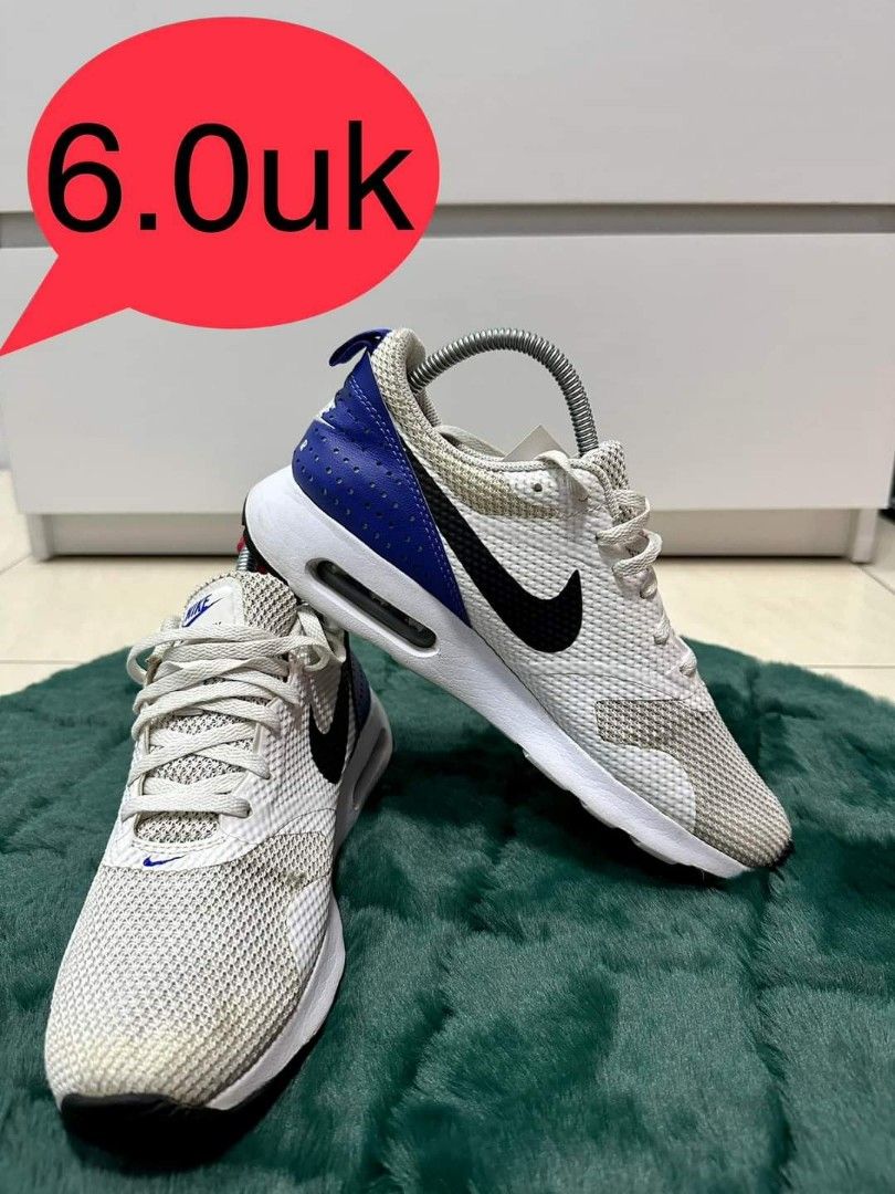 tapak kasut nike air max