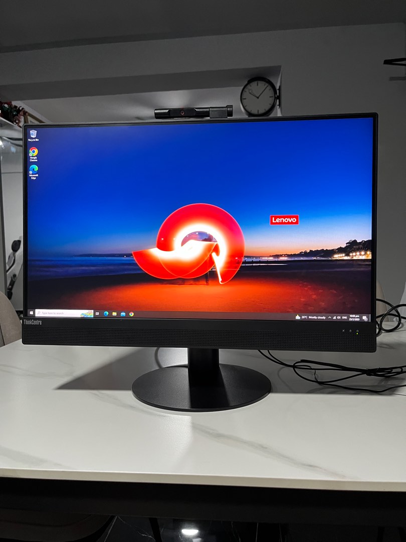 LENOVO ThinkCentre 24" inch AiO AllinOne WFH HBL Essential Desktop