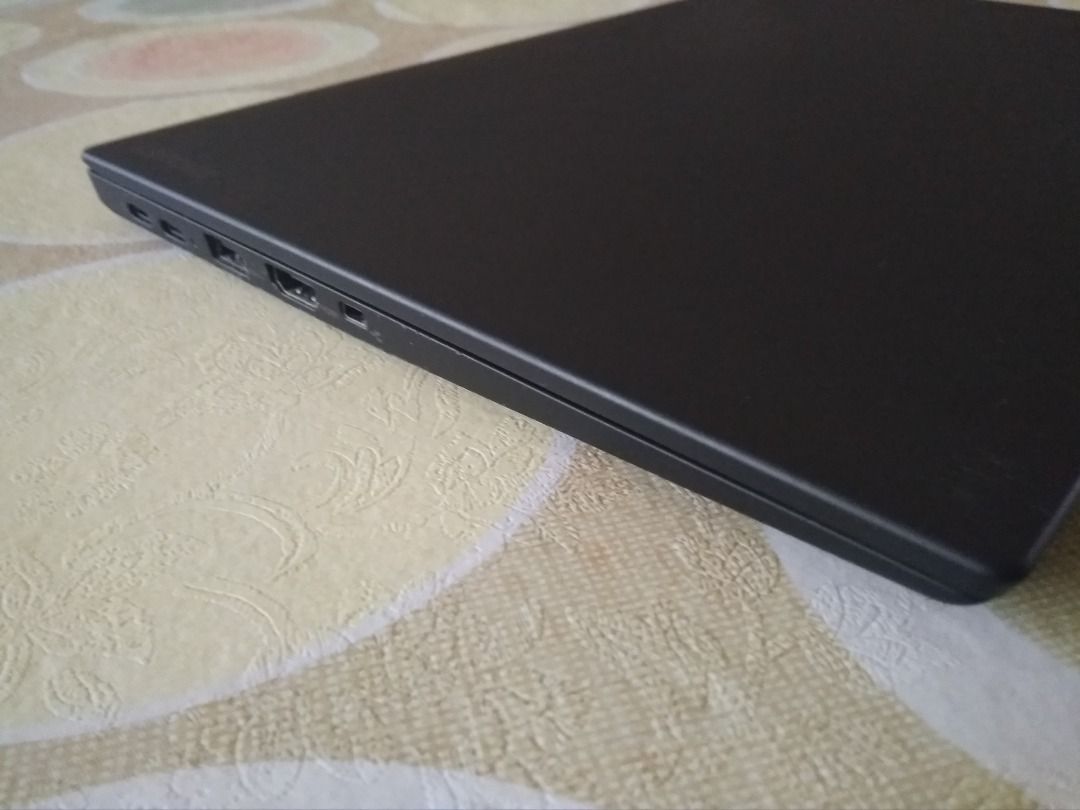 Lenovo X1 Carbon 5th Gen, see videos below, screen abnormal/flickering/flashing,  alpha-numeric keys not working. Thinkpad Notebook Laptop Ultralight,  Computers & Tech, Laptops & Notebooks on Carousell