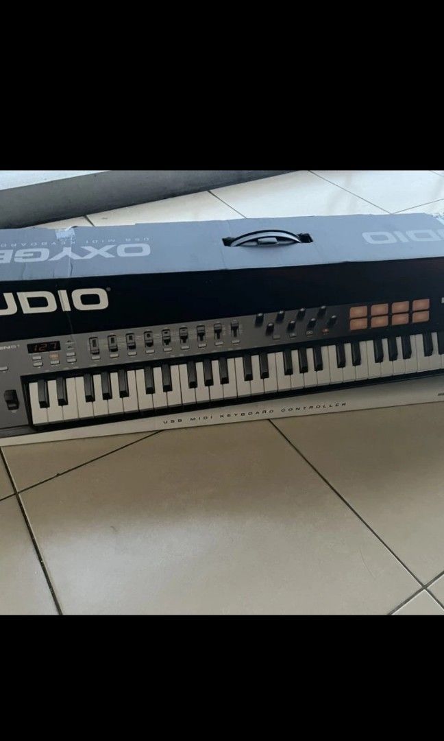 MAUDIO OXYGEN 61 MK IV, Musik & Media, Alat di Carousell