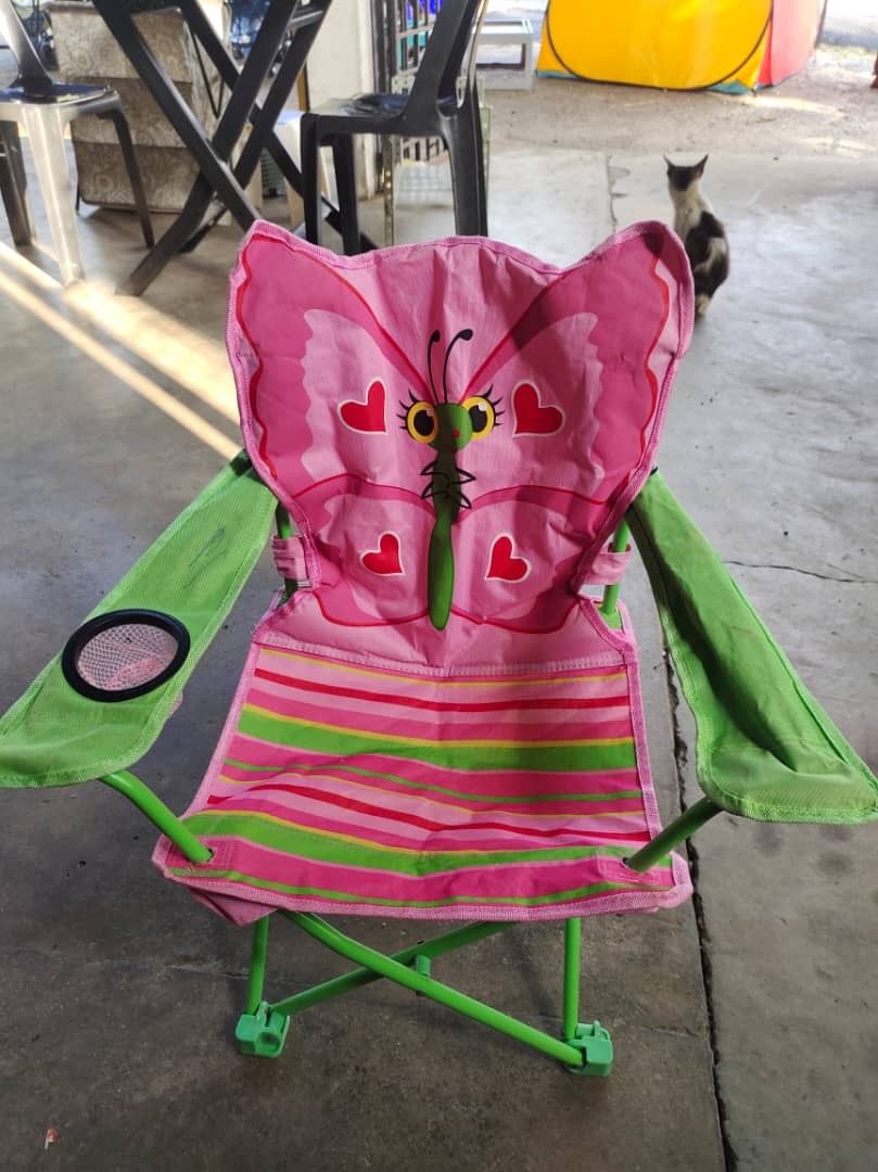 Melissa and cheap doug folding chair
