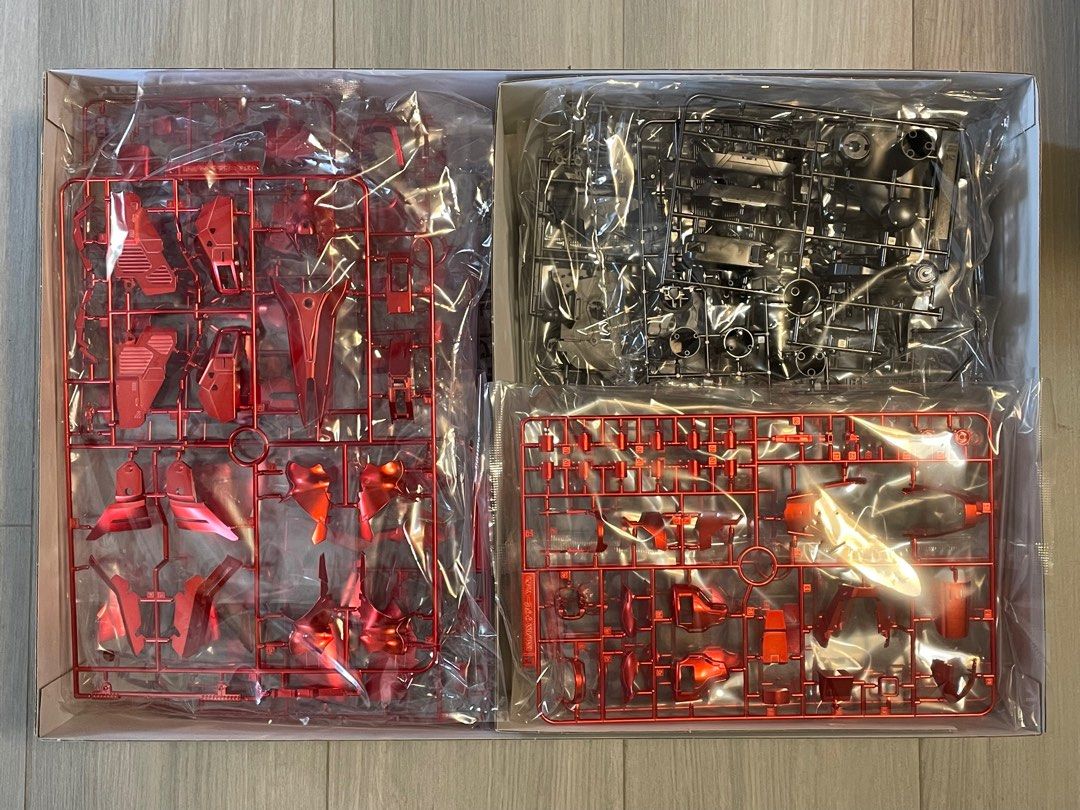 BANDAI MG 1/100 Gundam Base Limited Sazabi Ver. Ka Special Coating Model Kit (Japan Import) - View #4