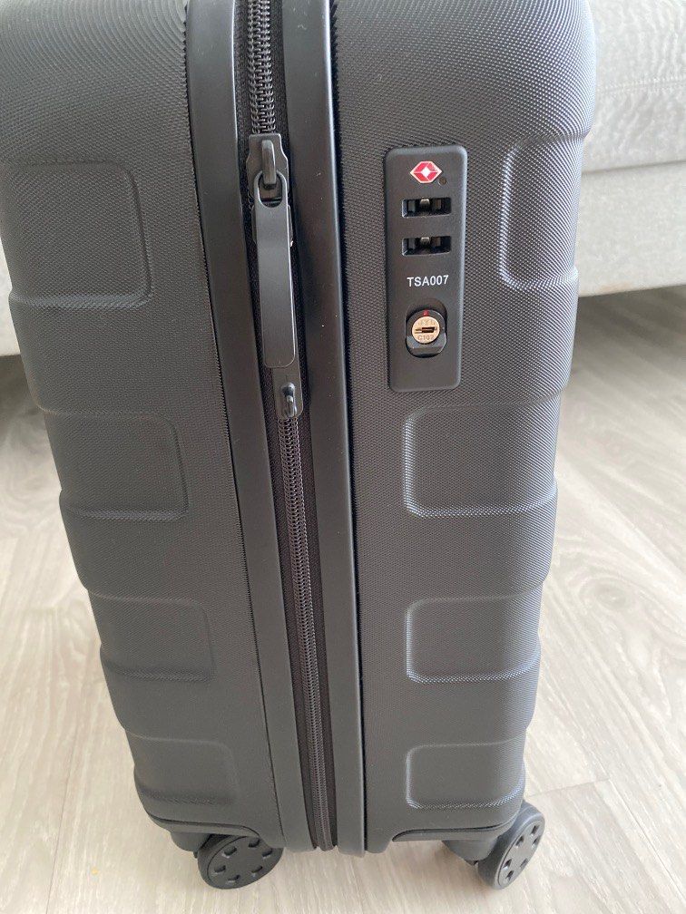 Muji carry on luggage / cabin size, Hobbies & Toys, Travel, Luggage on