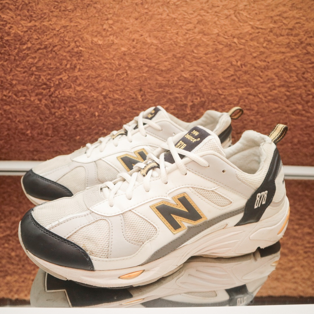 nb 878