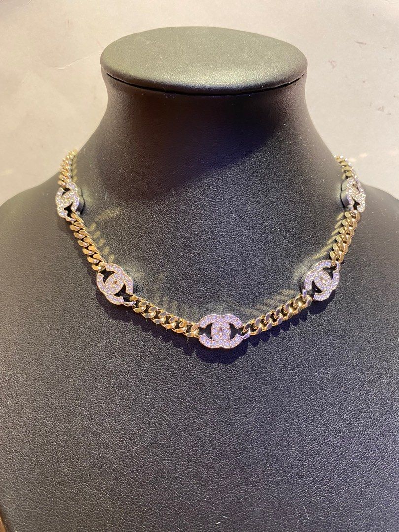 Chanel Crystal CC Heart Link Choker Necklace Gold