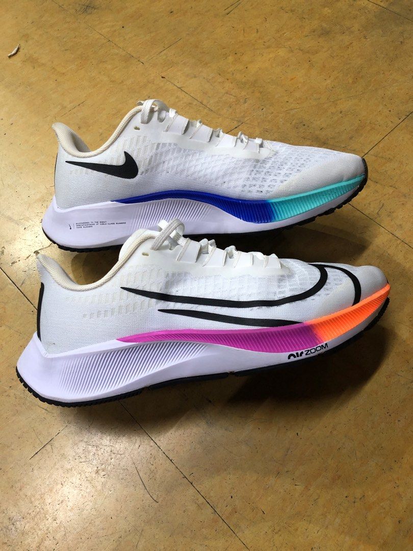 pegasus 37 white blue