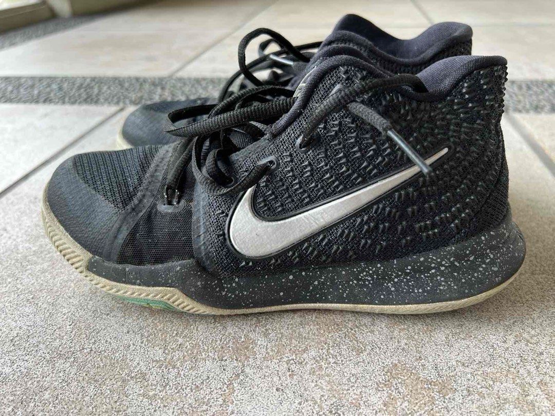 Nike kyrie 3 youth discount